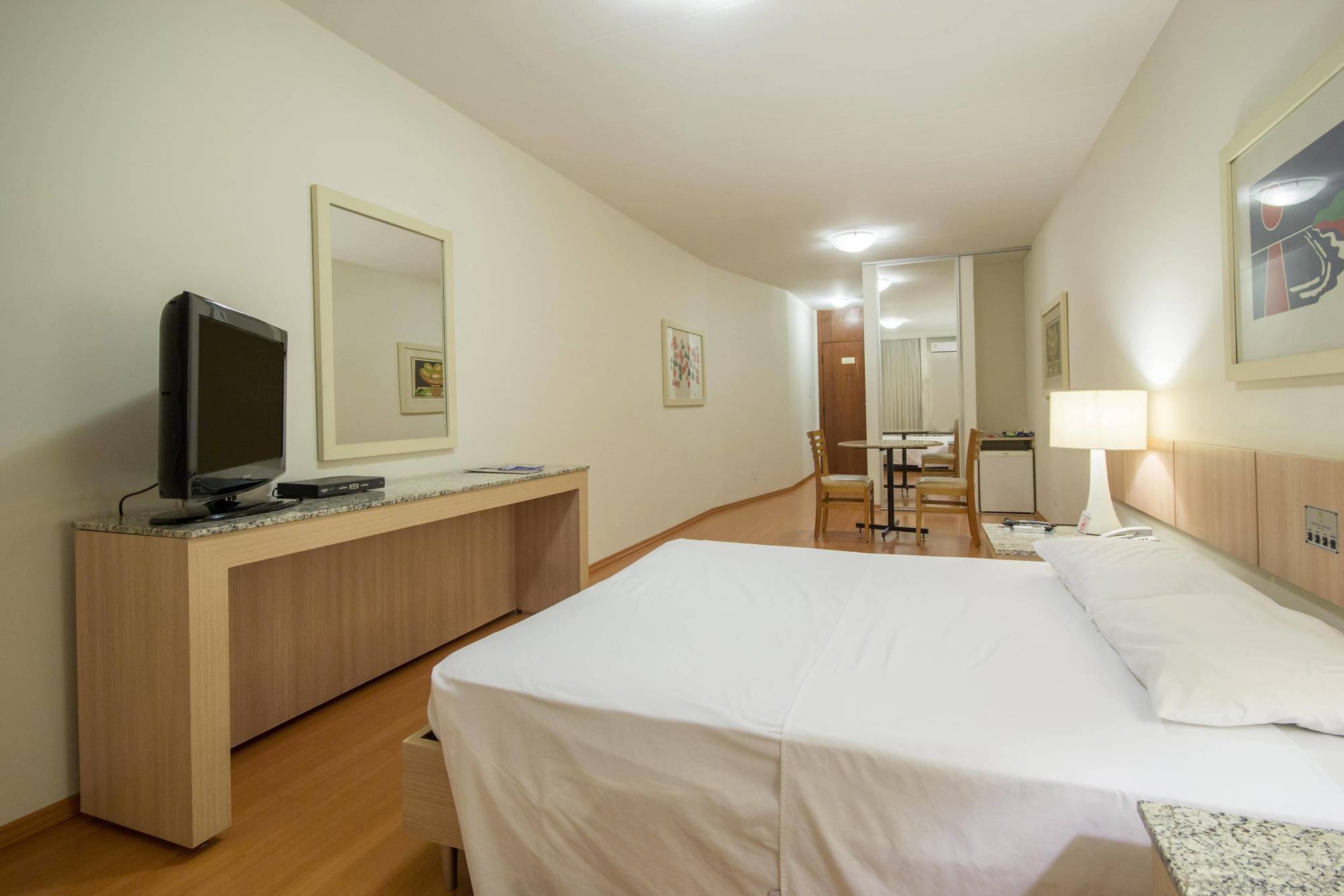 Hotel Crystal Лондрина Экстерьер фото